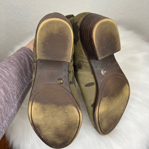 Lucky Brand Bebhina Camo Print Bootie 7 NEW - Picture 7 of 8